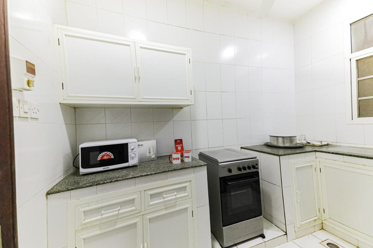 Oyo 105 Star House 05 Apartment Salalah Bagian luar foto