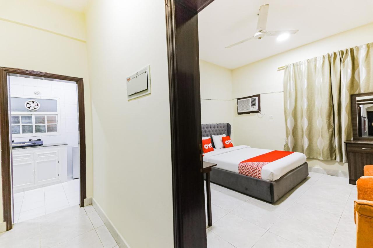 Oyo 105 Star House 05 Apartment Salalah Bagian luar foto